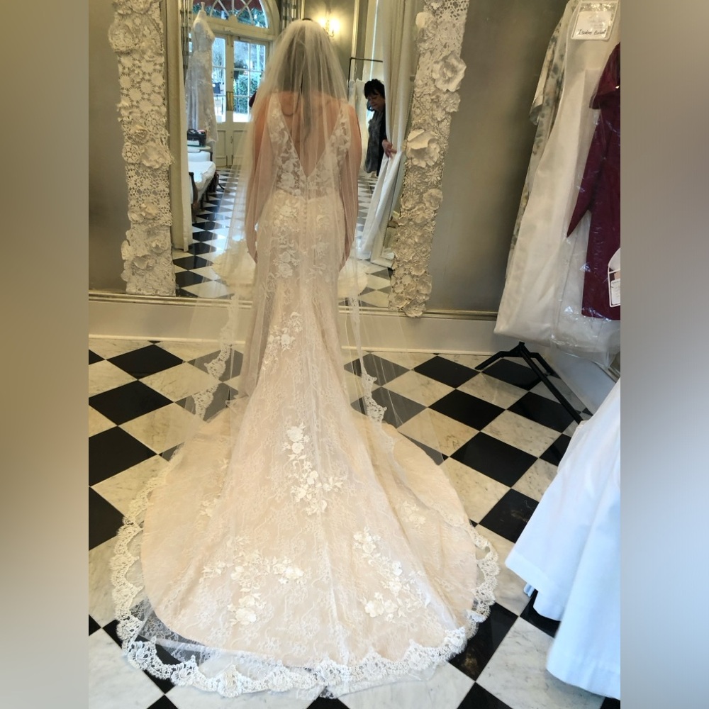 Ti Adora Devany-size 10 (Never worn or altered)